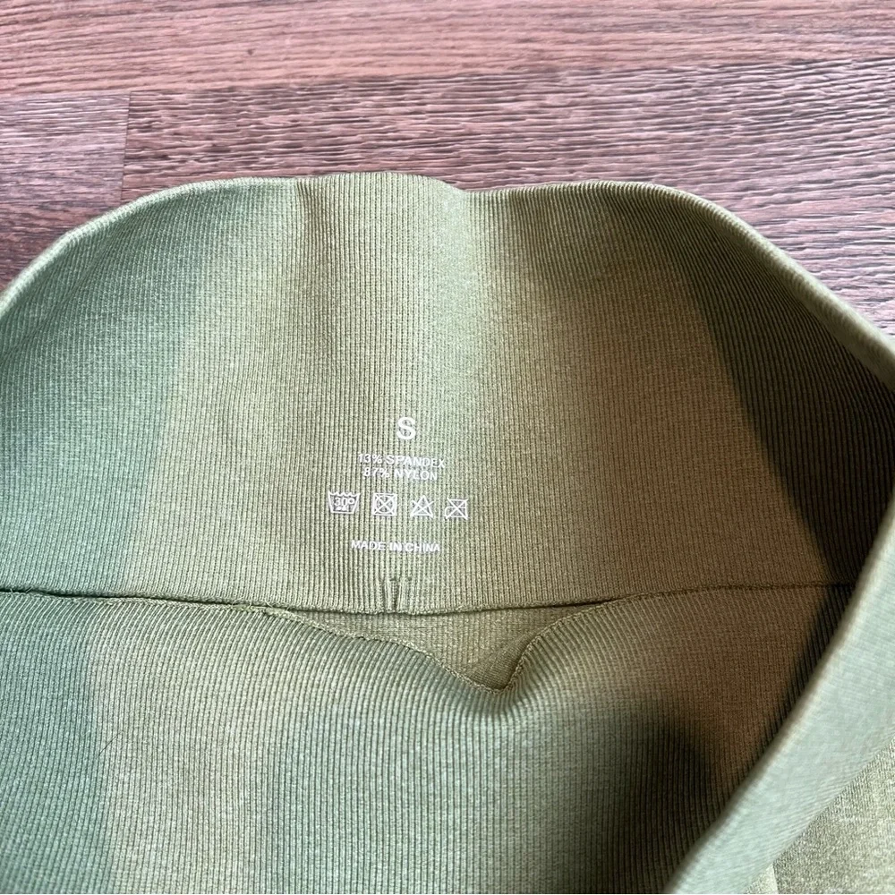 NVGTN Olive Green Leggings - Picture 5 of 5